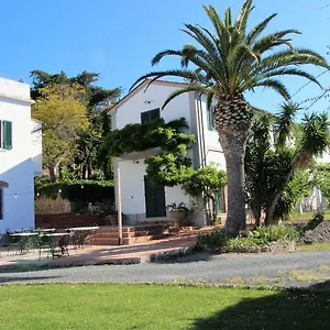  Alloggio per agriturismo Agriturismo Ss Annunziata